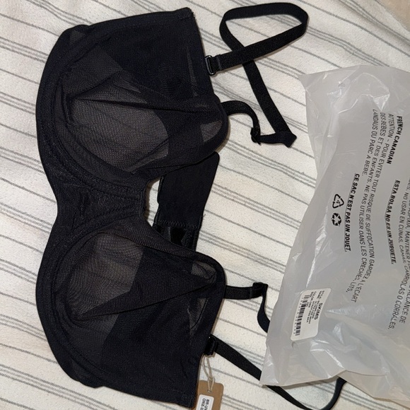 Skims Ultra Fine Mesh Bra - Picture 4 of 4